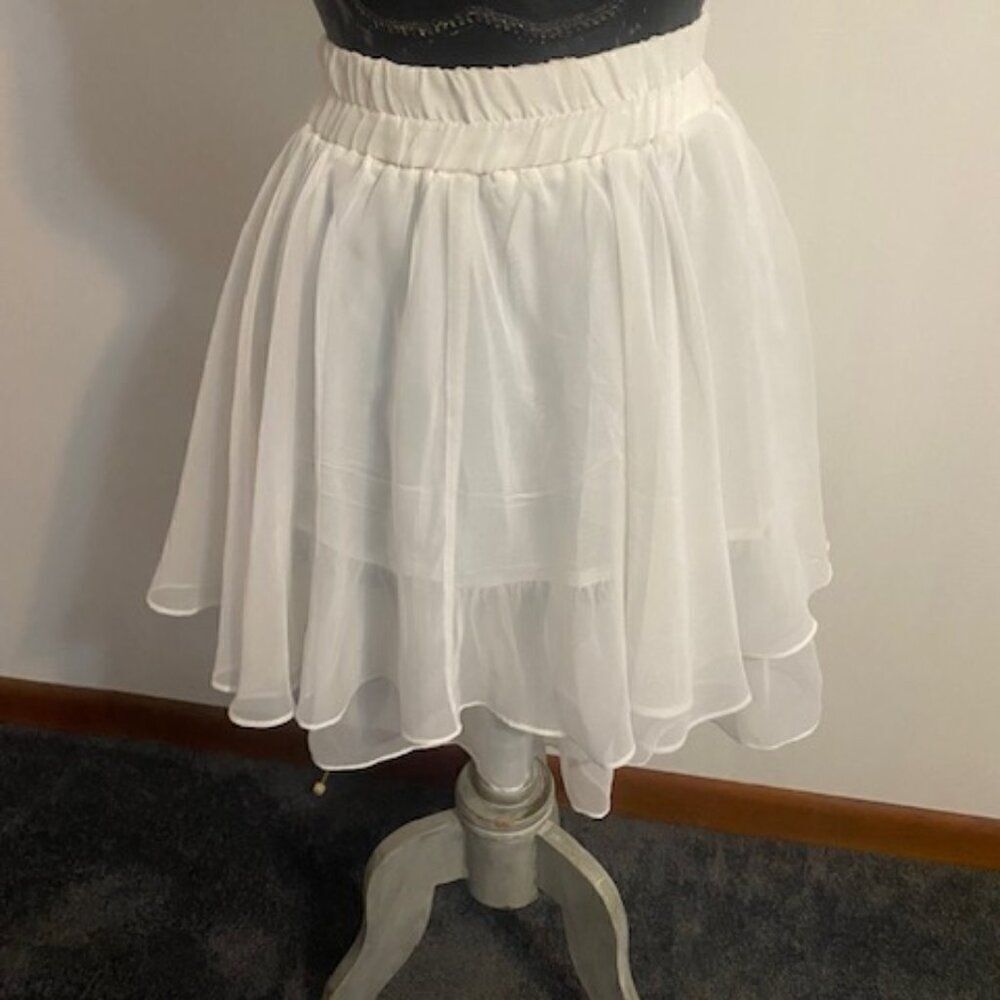 Vintage White Sheer tiered skirt, size XS